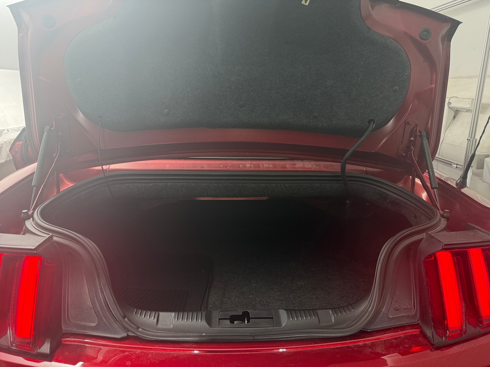 Thumbnail: 2016 Ford Mustang - 6