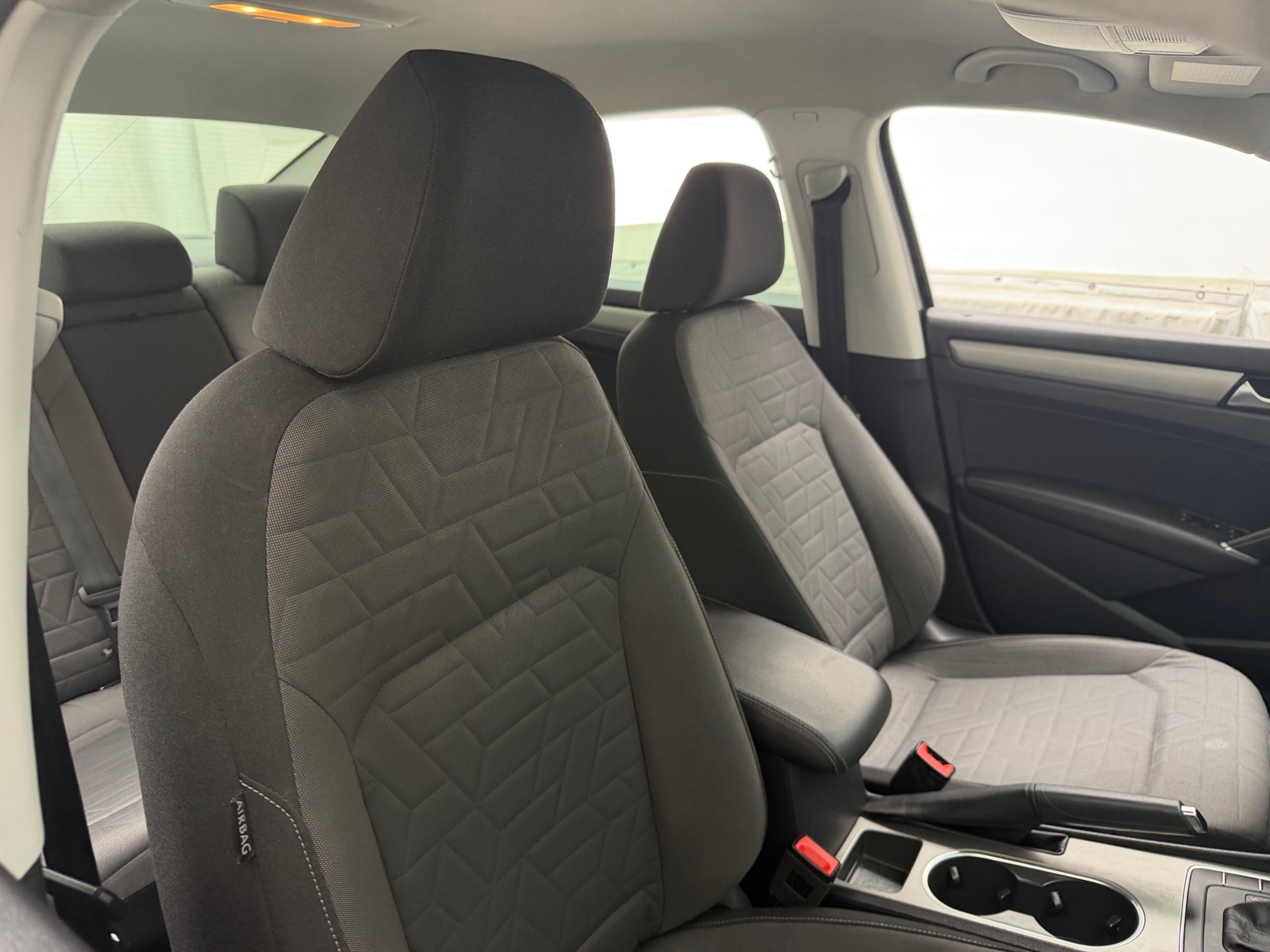 Thumbnail: 2020 Volkswagen Passat - 2