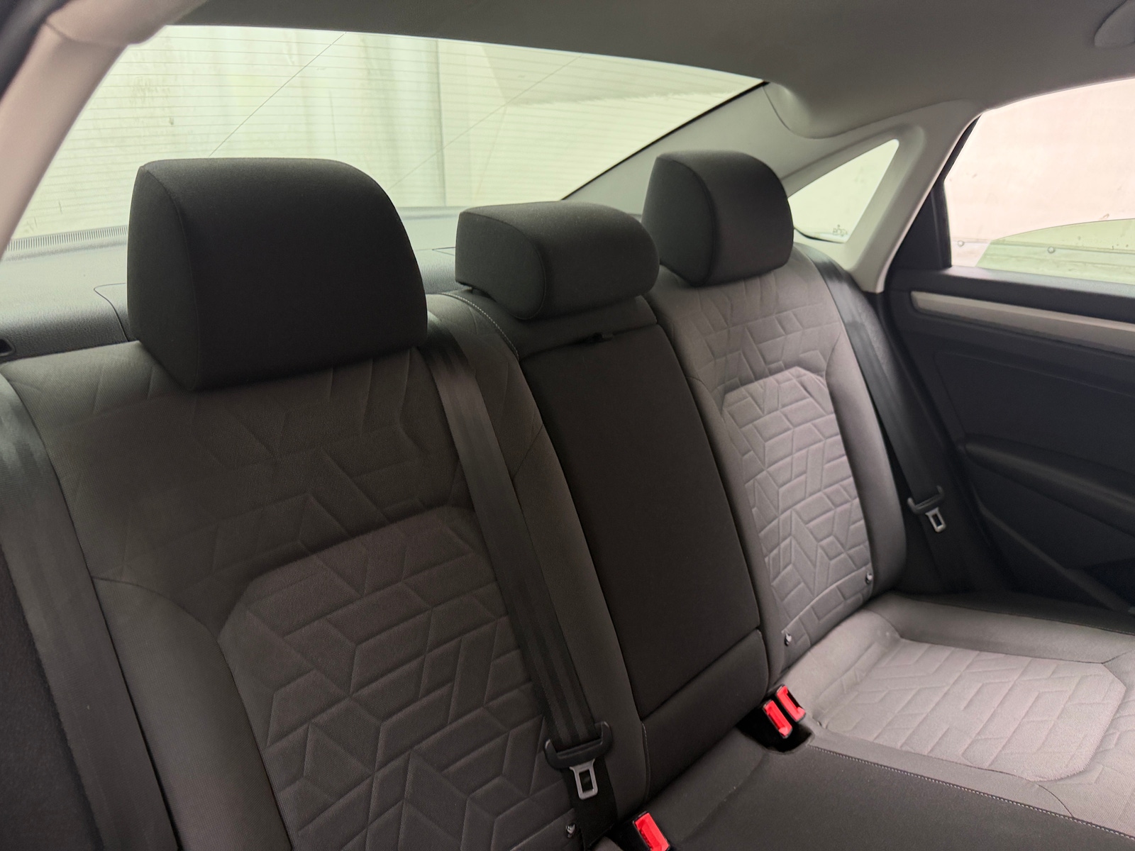Thumbnail: 2020 Volkswagen Passat - 6