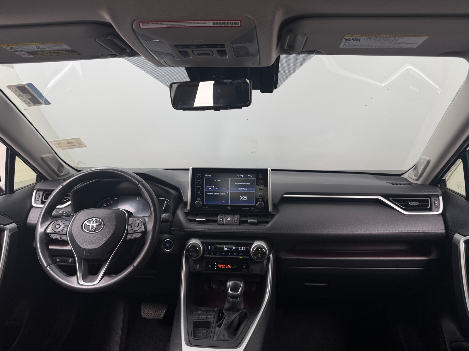Thumbnail: 2019 Toyota RAV4 - 3