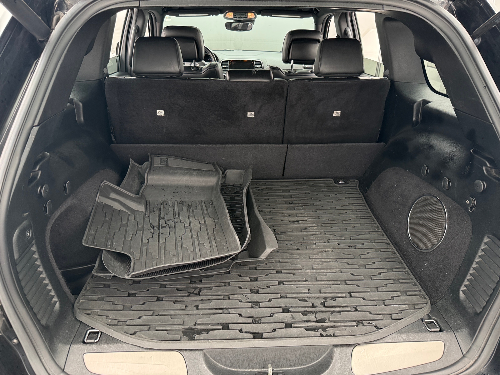 Thumbnail: 2019 Jeep Grand Cherokee - 6