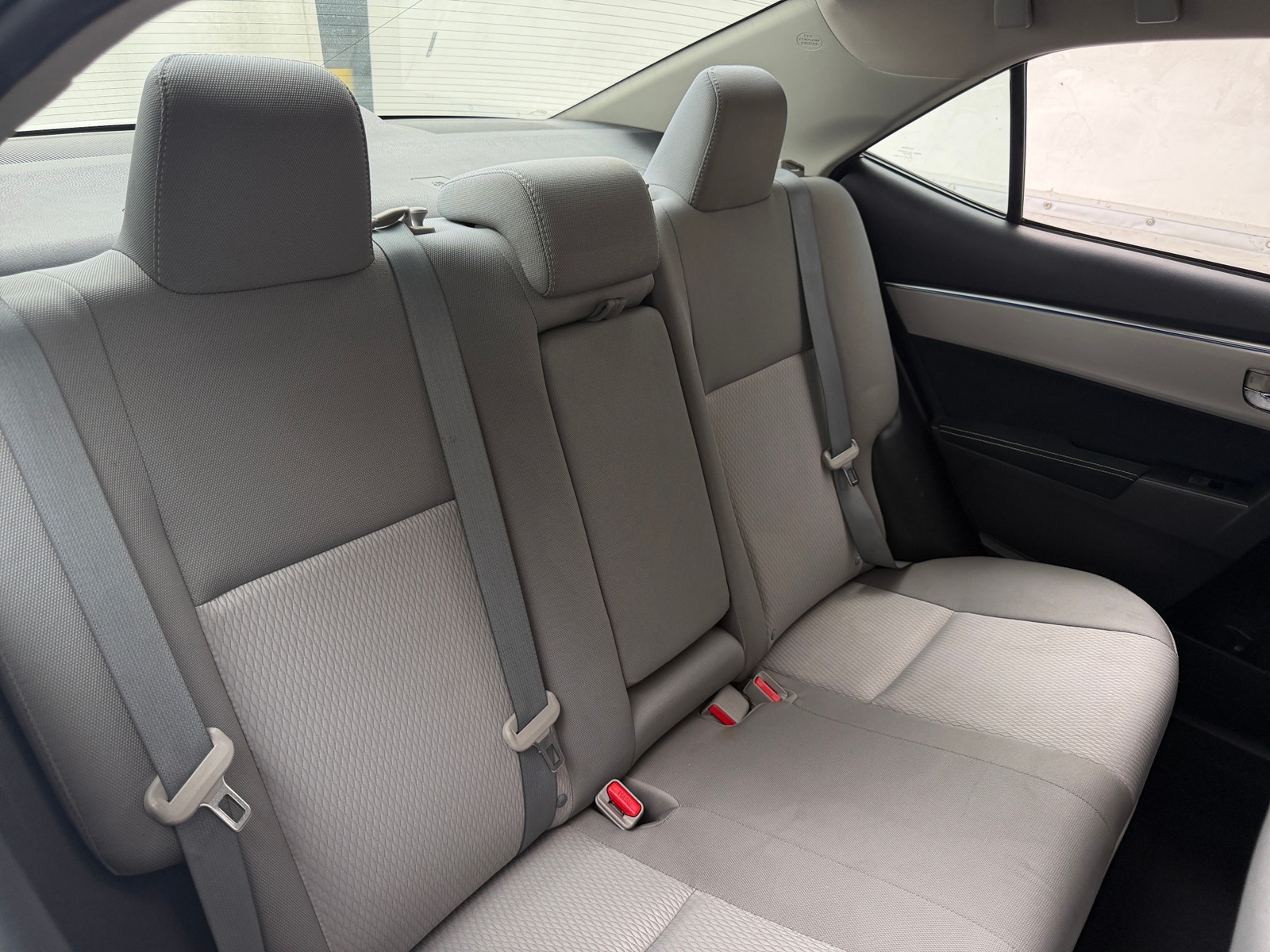 Thumbnail: 2015 Toyota Corolla - 6