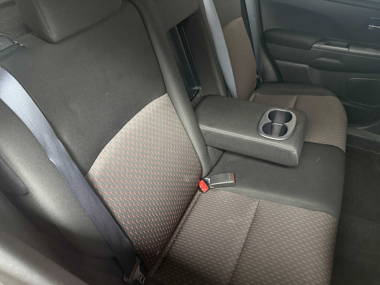 Thumbnail: 2019 Mitsubishi Outlander Sport - 6