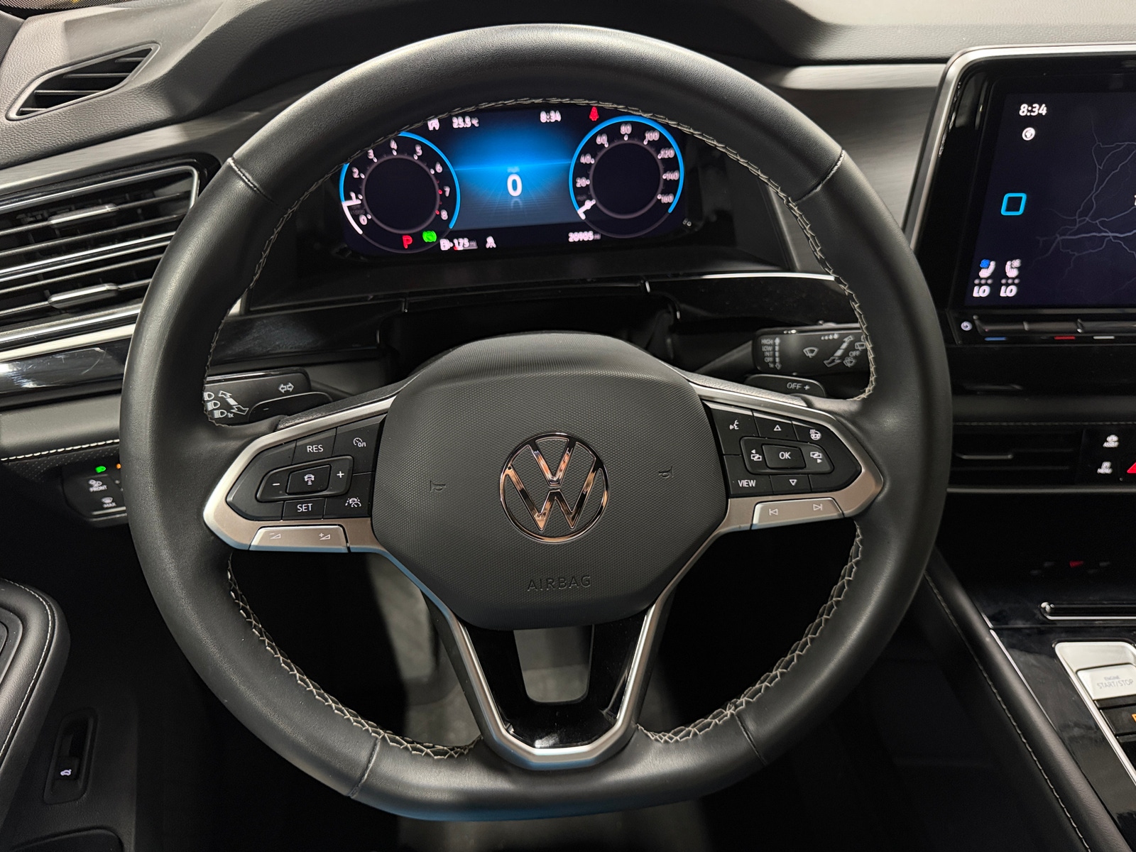 Thumbnail: 2026 Volkswagen Atlas - 4