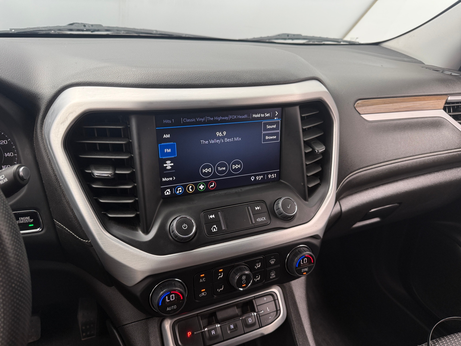 Thumbnail: 2022 GMC Acadia - 4