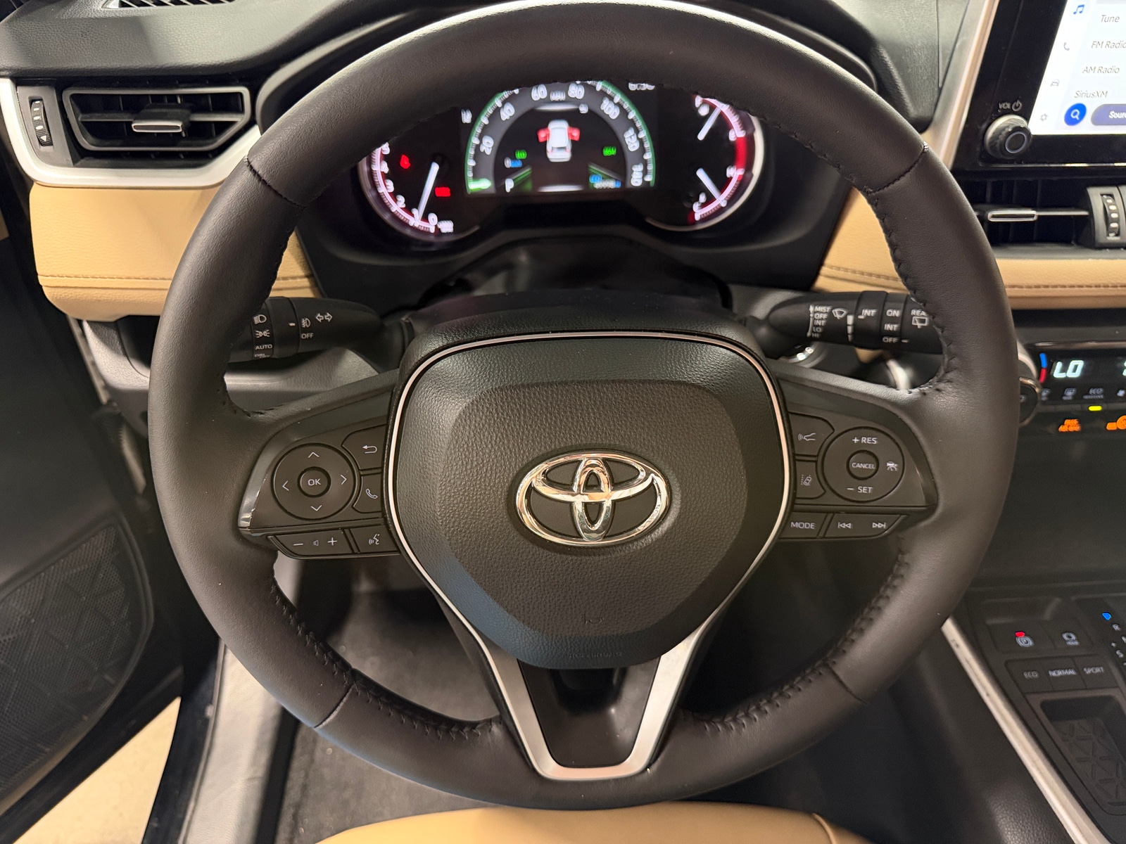 Thumbnail: 2025 Toyota RAV4 - 4