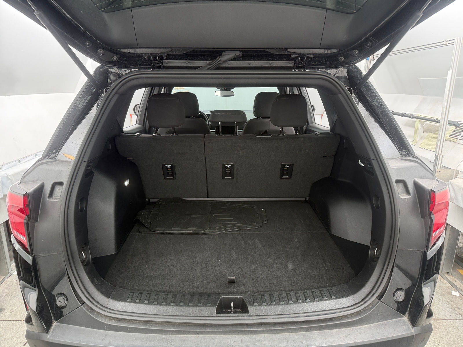 Thumbnail: 2025 GMC Terrain - 7