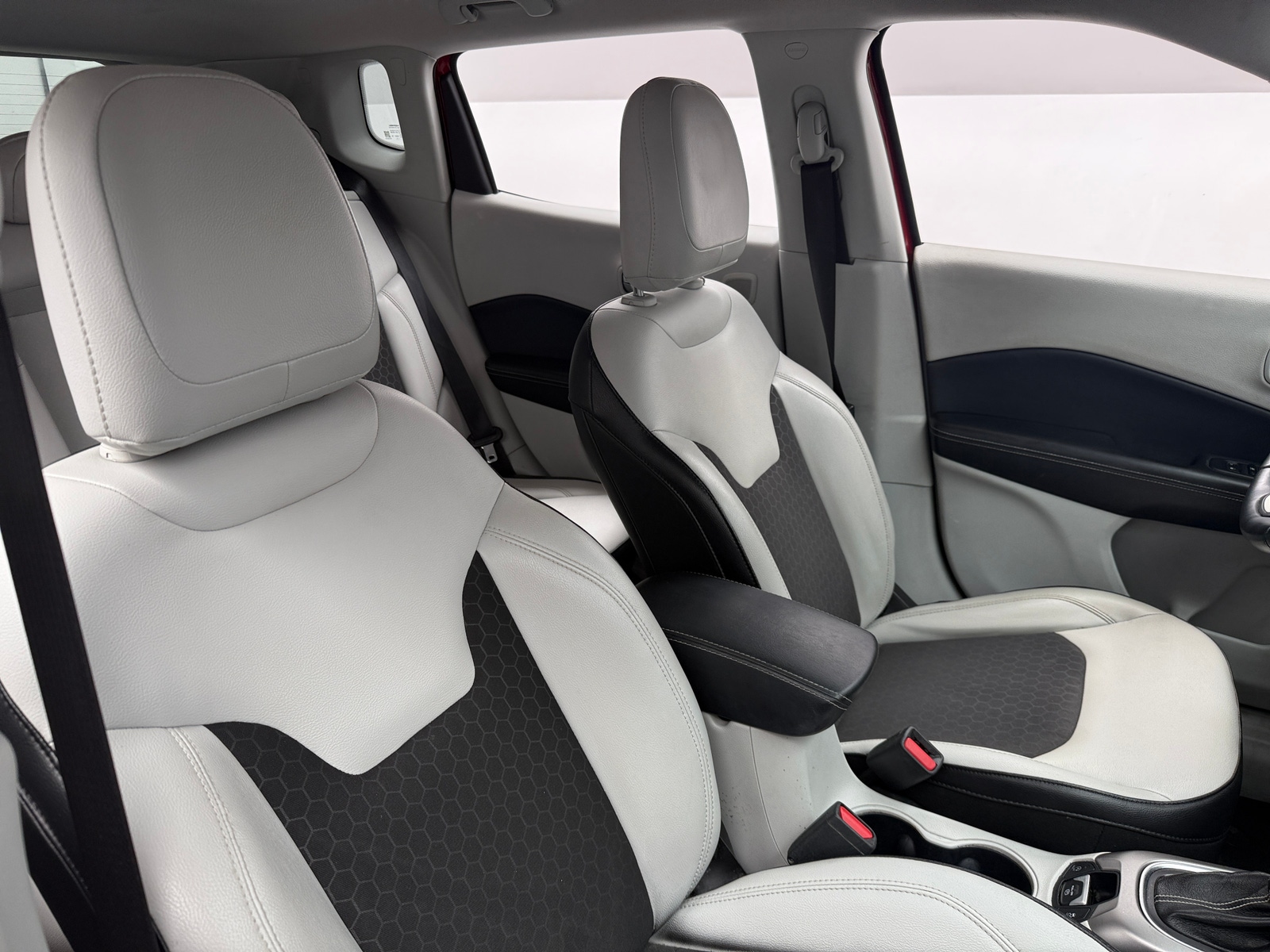 Thumbnail: 2018 Jeep Compass - 2