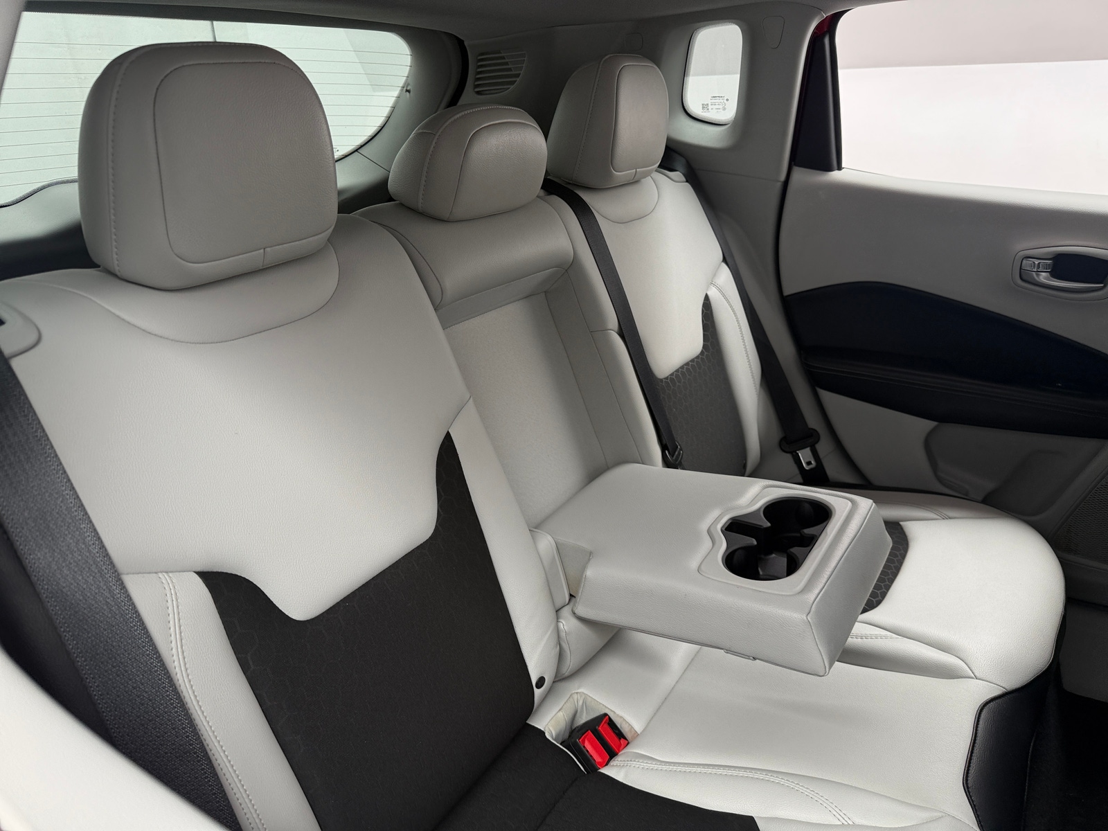 Thumbnail: 2018 Jeep Compass - 6