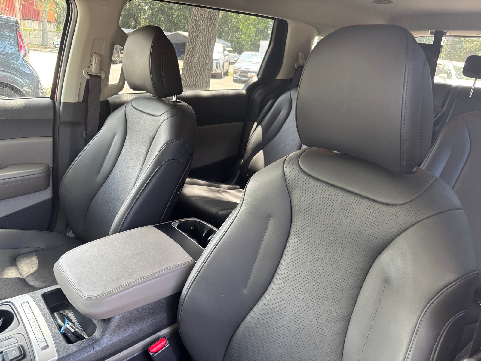Thumbnail: 2026 Kia Carnival - 2