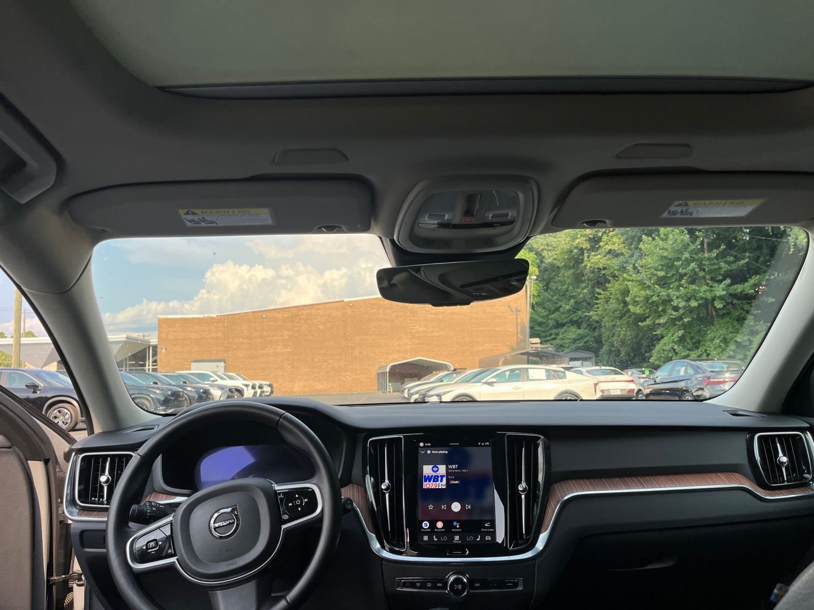Thumbnail: 2025 Volvo V60 - 3