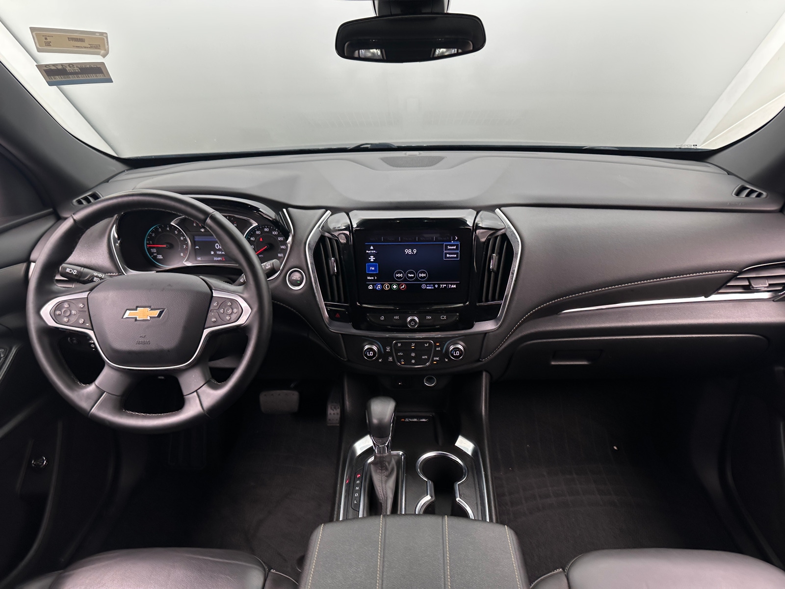 Thumbnail: 2023 Chevrolet Traverse - 2