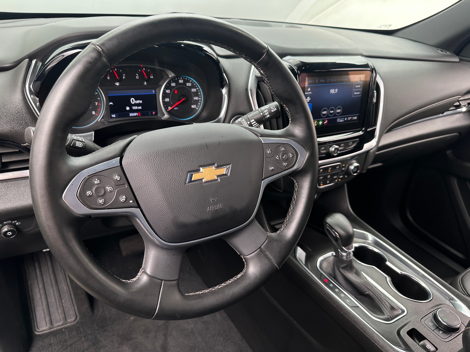 Thumbnail: 2023 Chevrolet Traverse - 4
