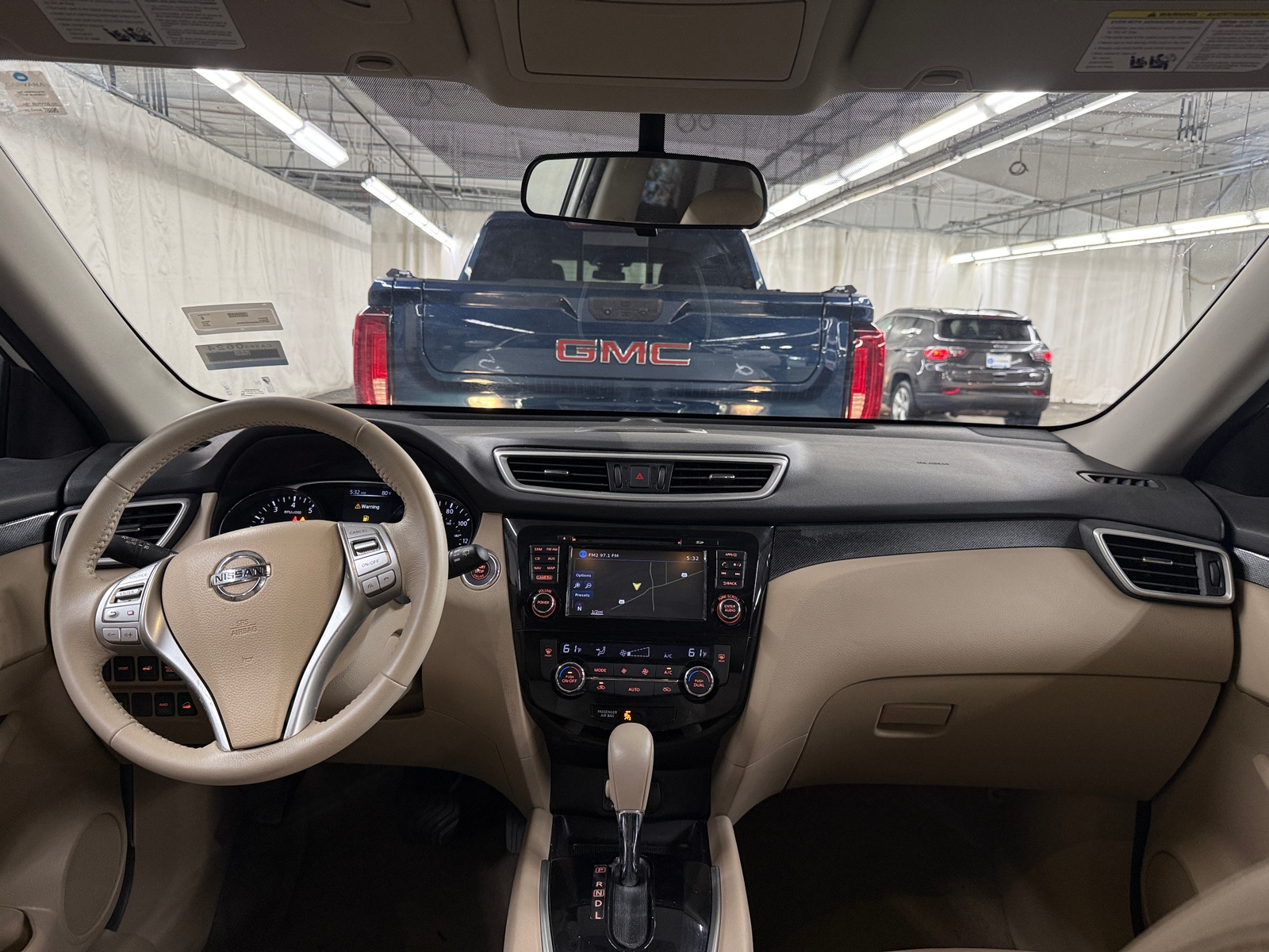 Thumbnail: 2015 Nissan Rogue - 2