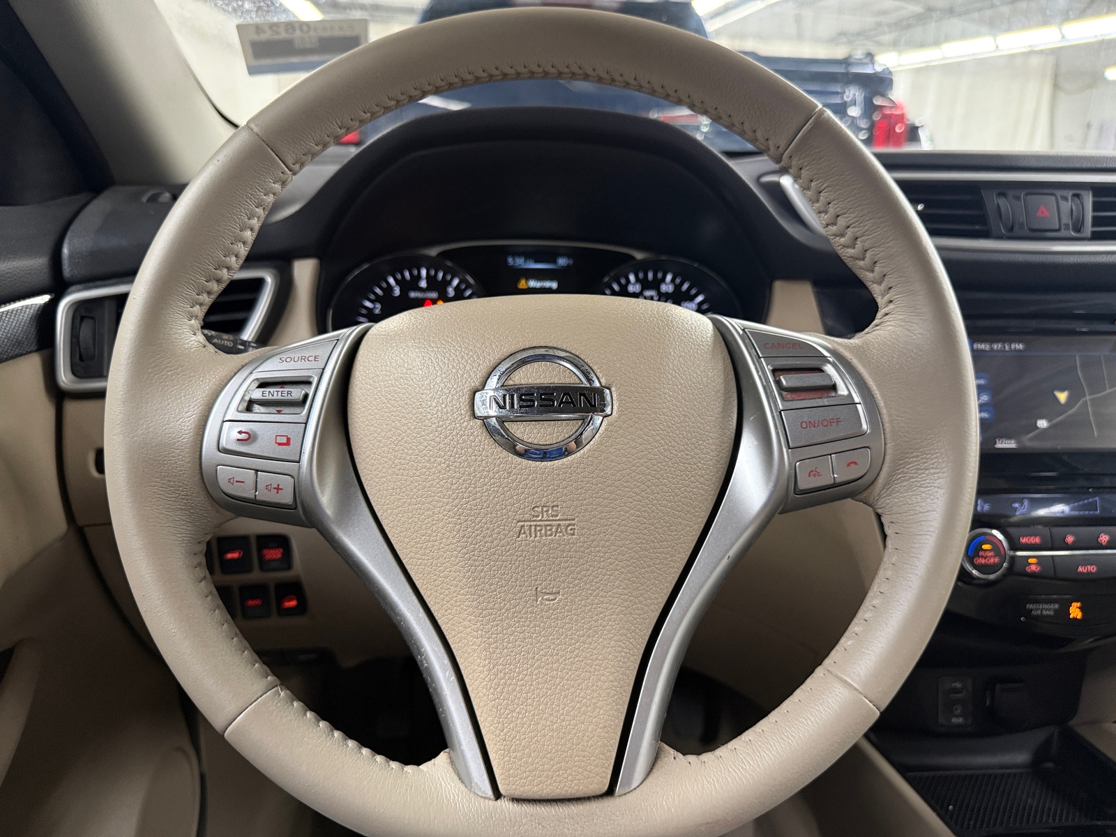 Thumbnail: 2015 Nissan Rogue - 4