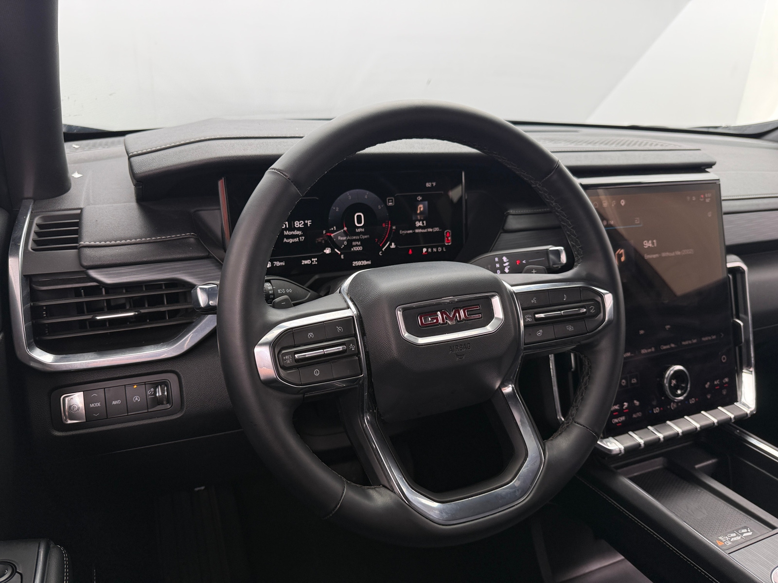 Thumbnail: 2026 GMC Acadia - 4