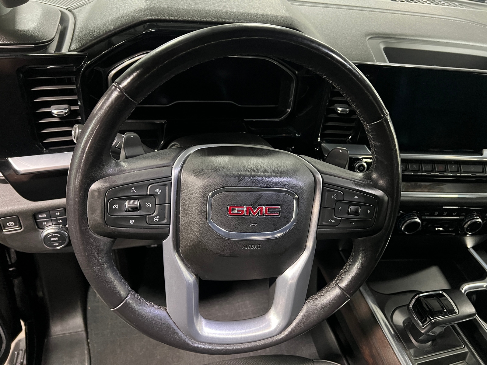 Thumbnail: 2023 GMC Sierra 1500 - 4