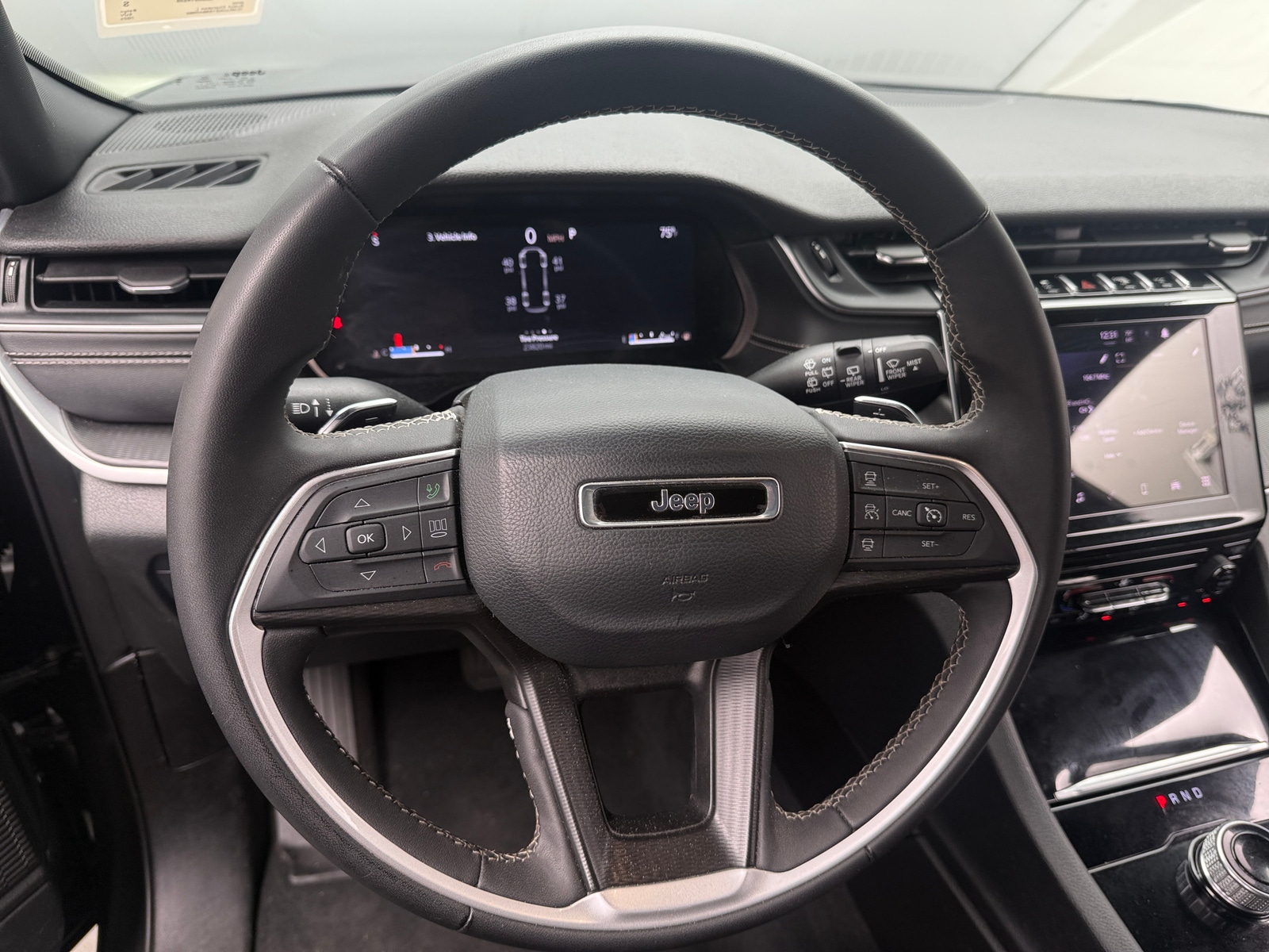 Thumbnail: 2025 Jeep Grand Cherokee L - 5