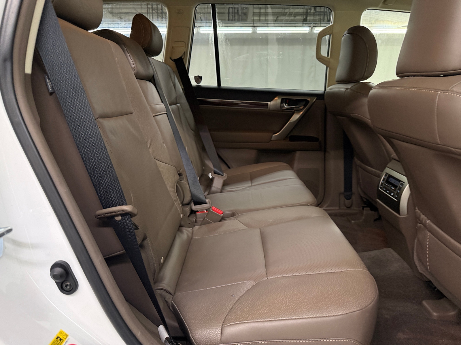 Thumbnail: 2016 Lexus GX - 5
