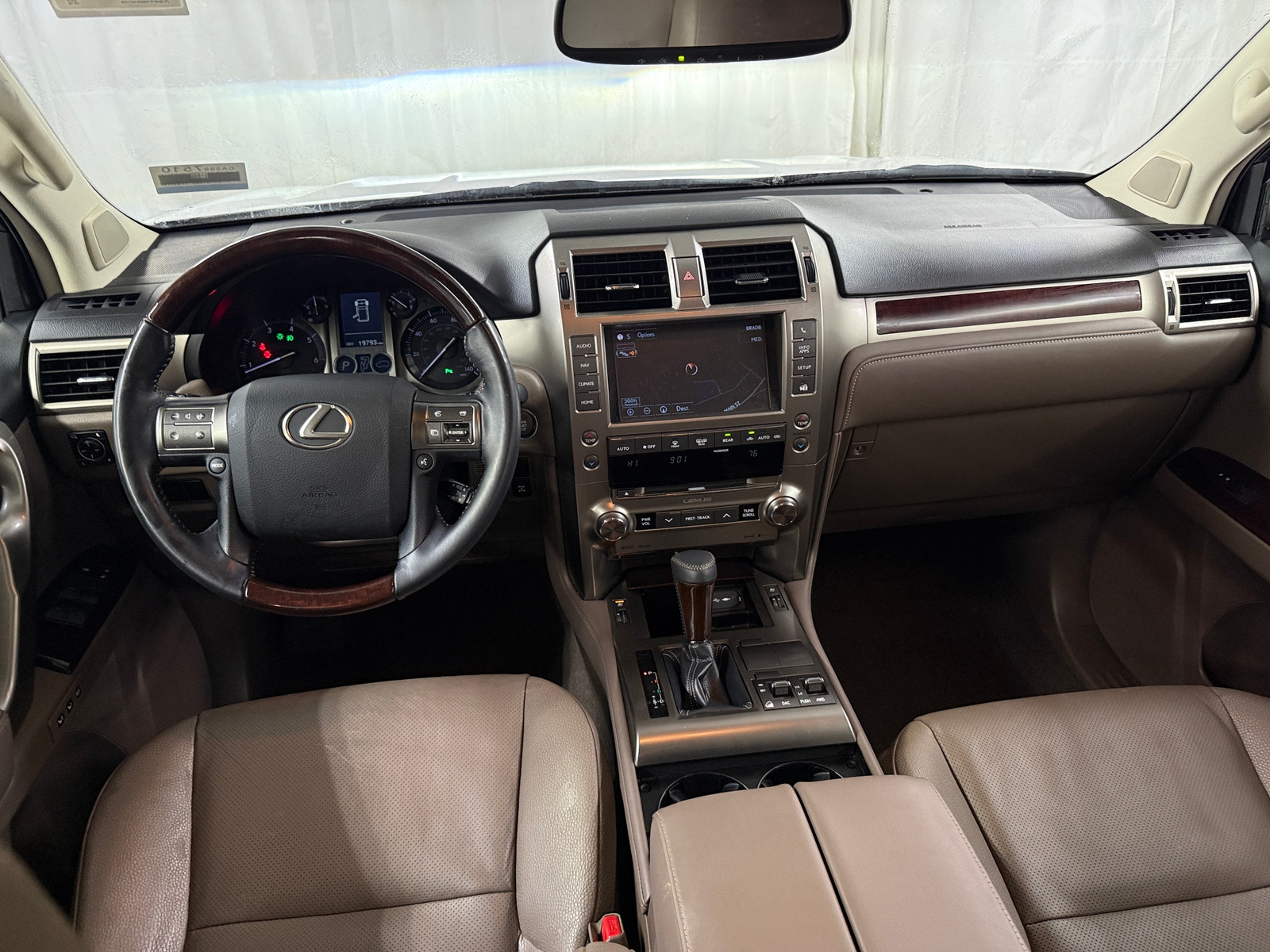 Thumbnail: 2016 Lexus GX - 2