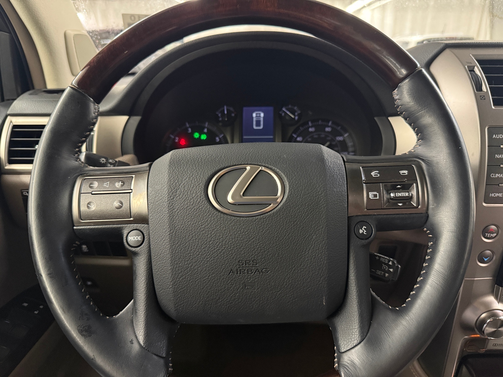 Thumbnail: 2016 Lexus GX - 4