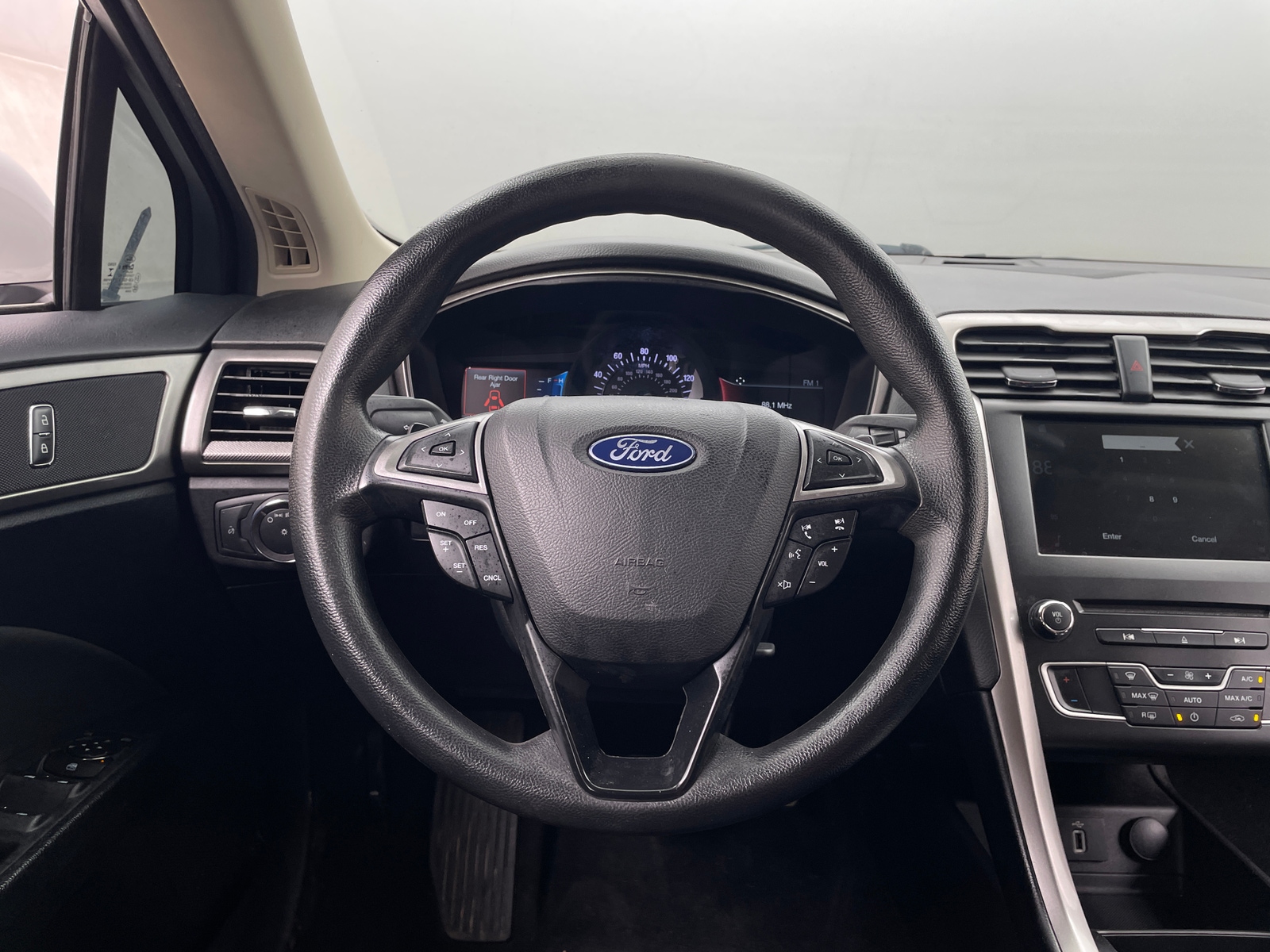 Thumbnail: 2018 Ford Fusion - 5