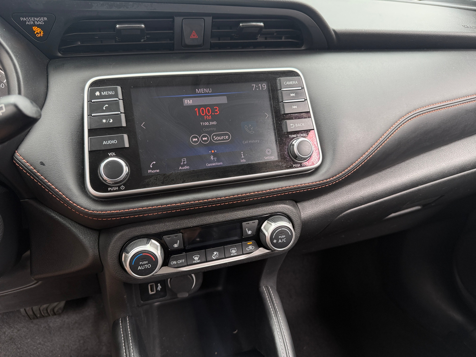 Thumbnail: 2020 Nissan Kicks - 3