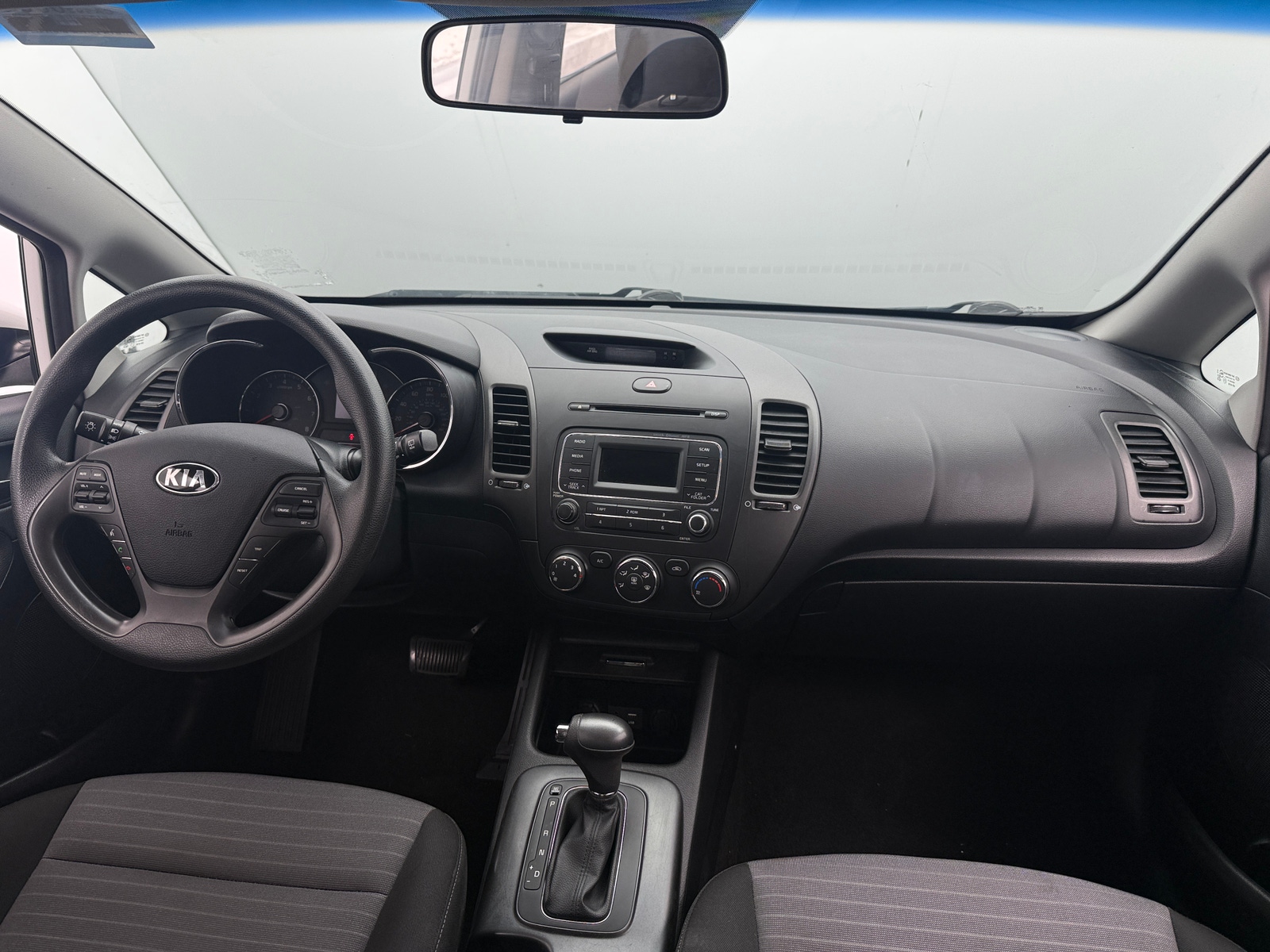 Thumbnail: 2016 Kia Forte - 3