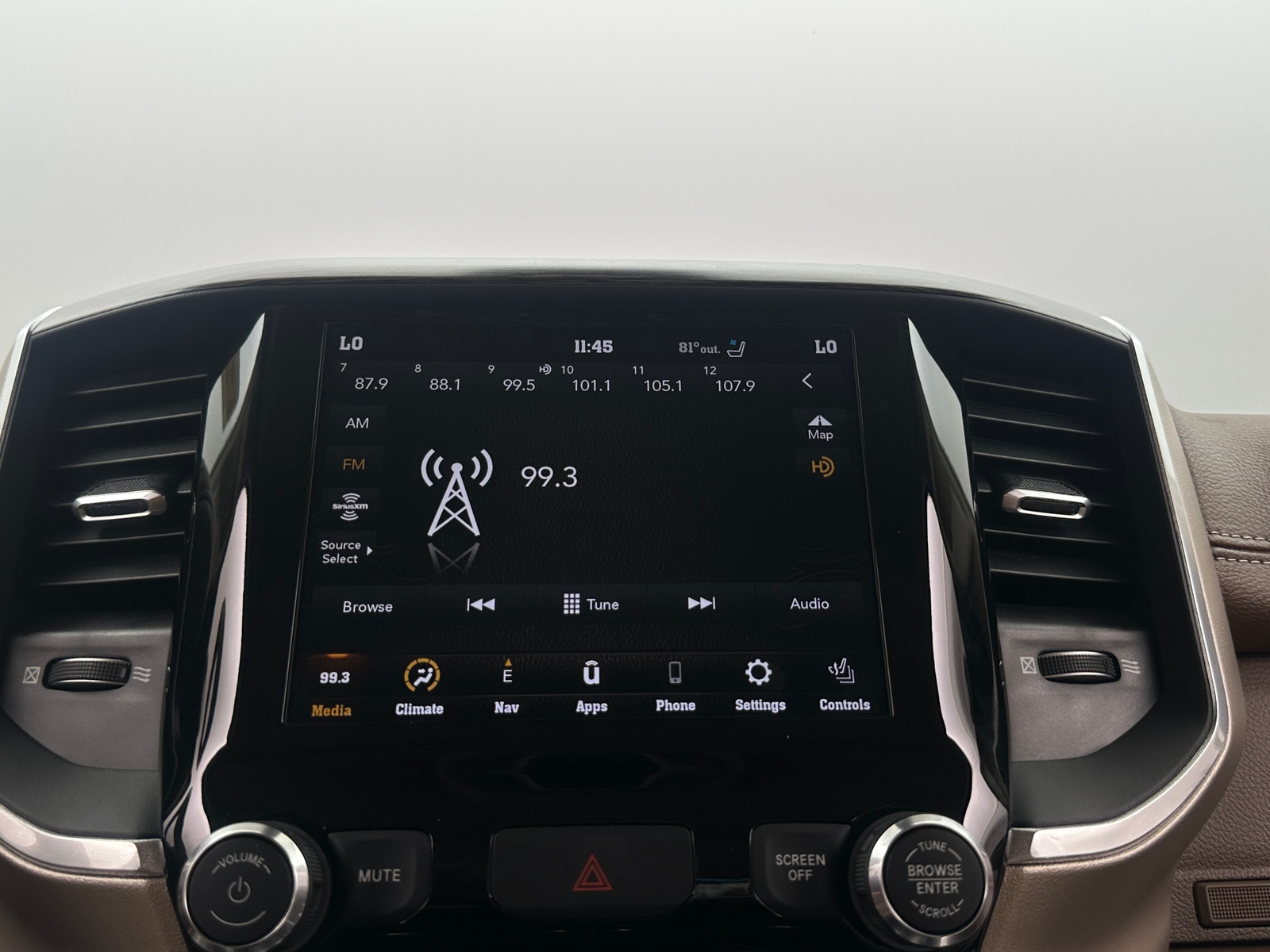 Thumbnail: 2020 RAM 1500 - 3