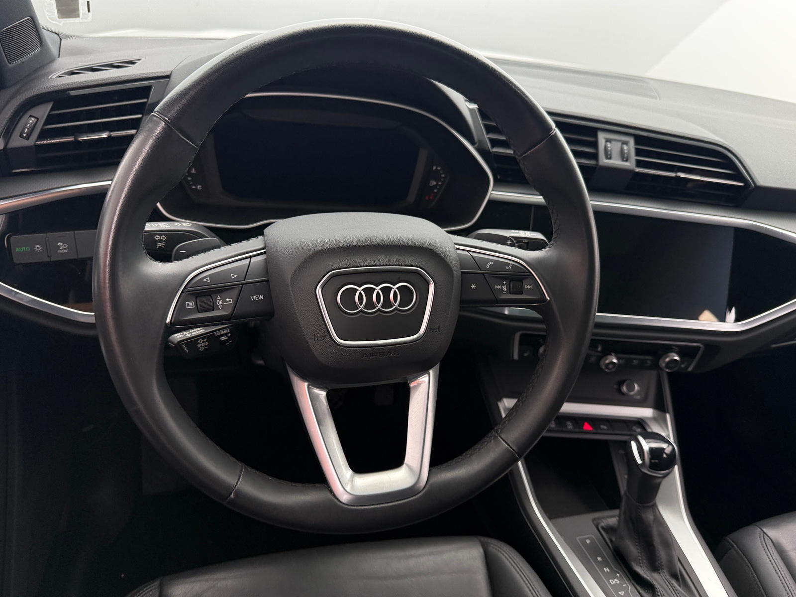 Thumbnail: 2025 Audi Q3 - 5