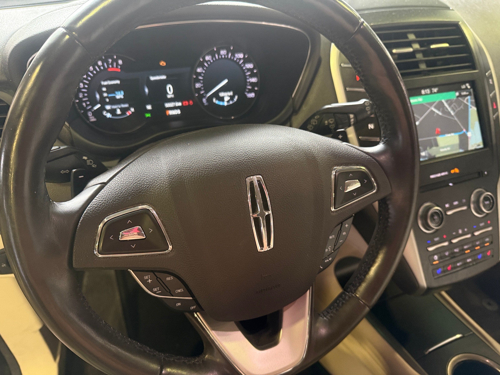 Thumbnail: 2019 Lincoln MKC - 4