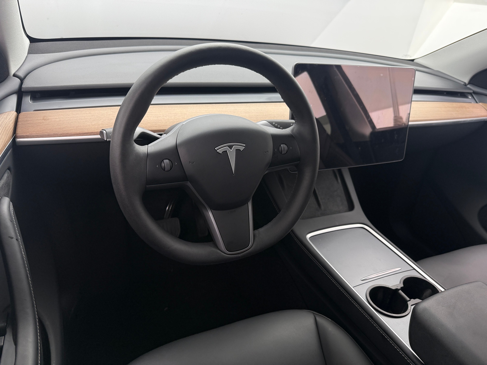 Thumbnail: 2025 Tesla Model Y - 4