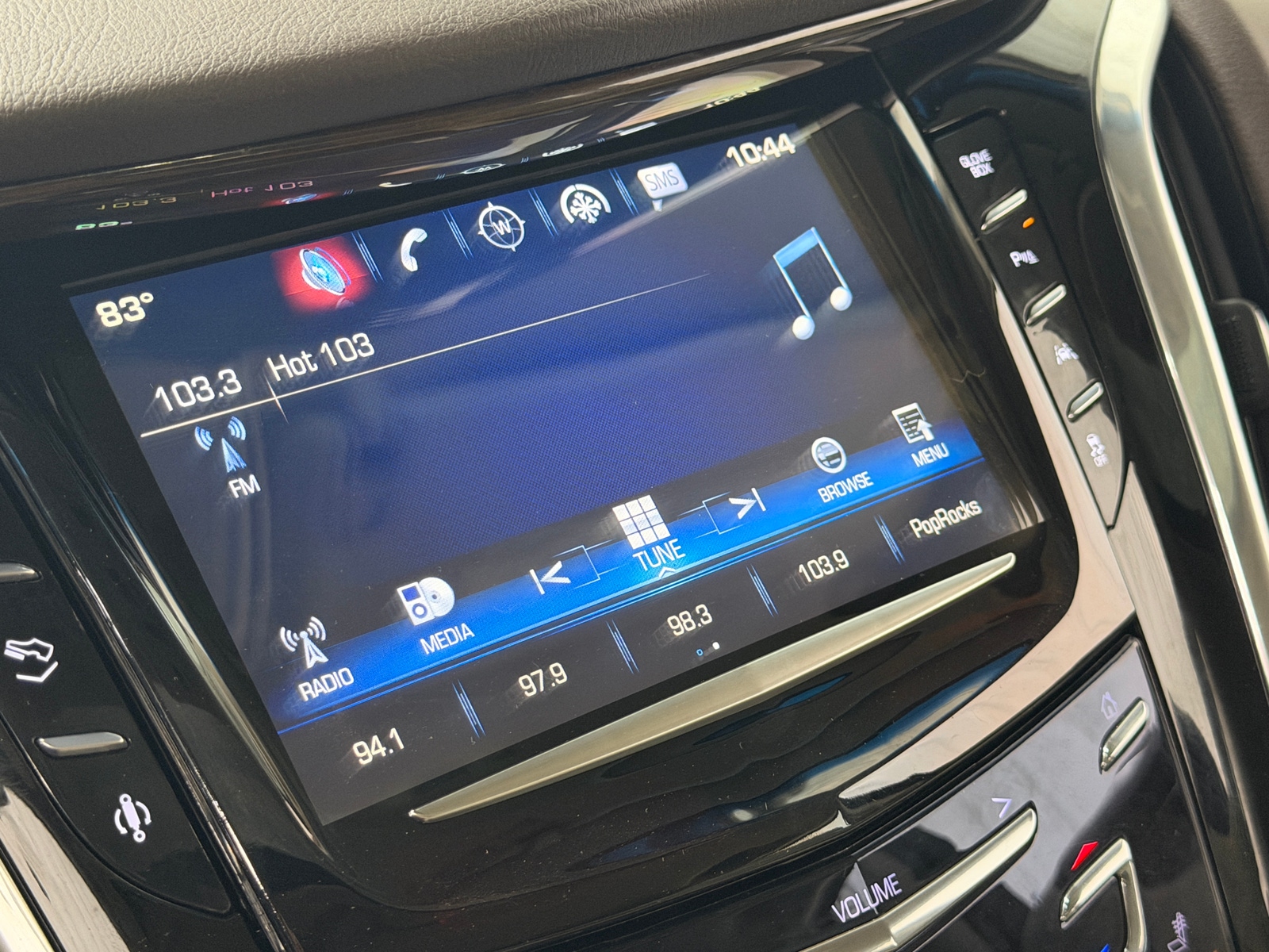 Thumbnail: 2016 Cadillac Escalade - 3