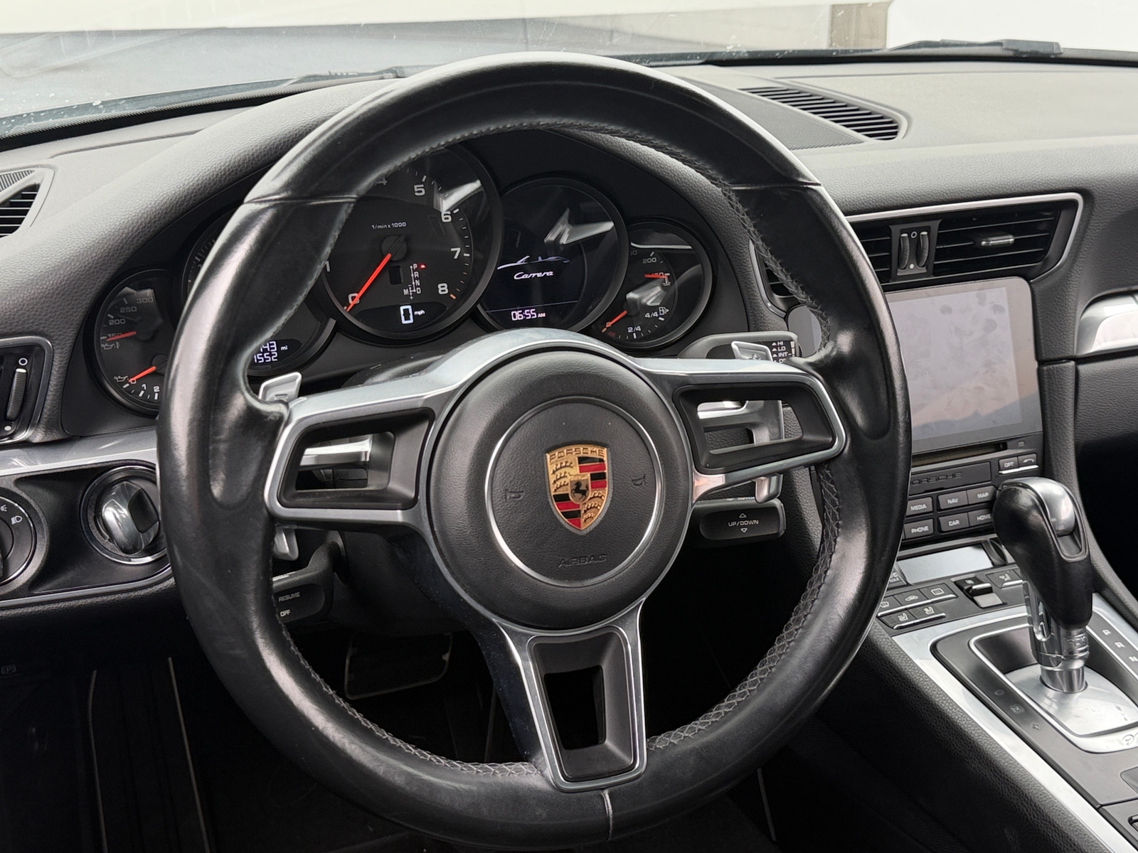 Thumbnail: 2017 Porsche 911 - 4
