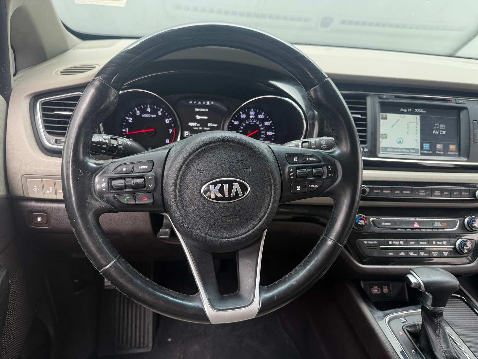 Thumbnail: 2018 Kia Sedona - 4