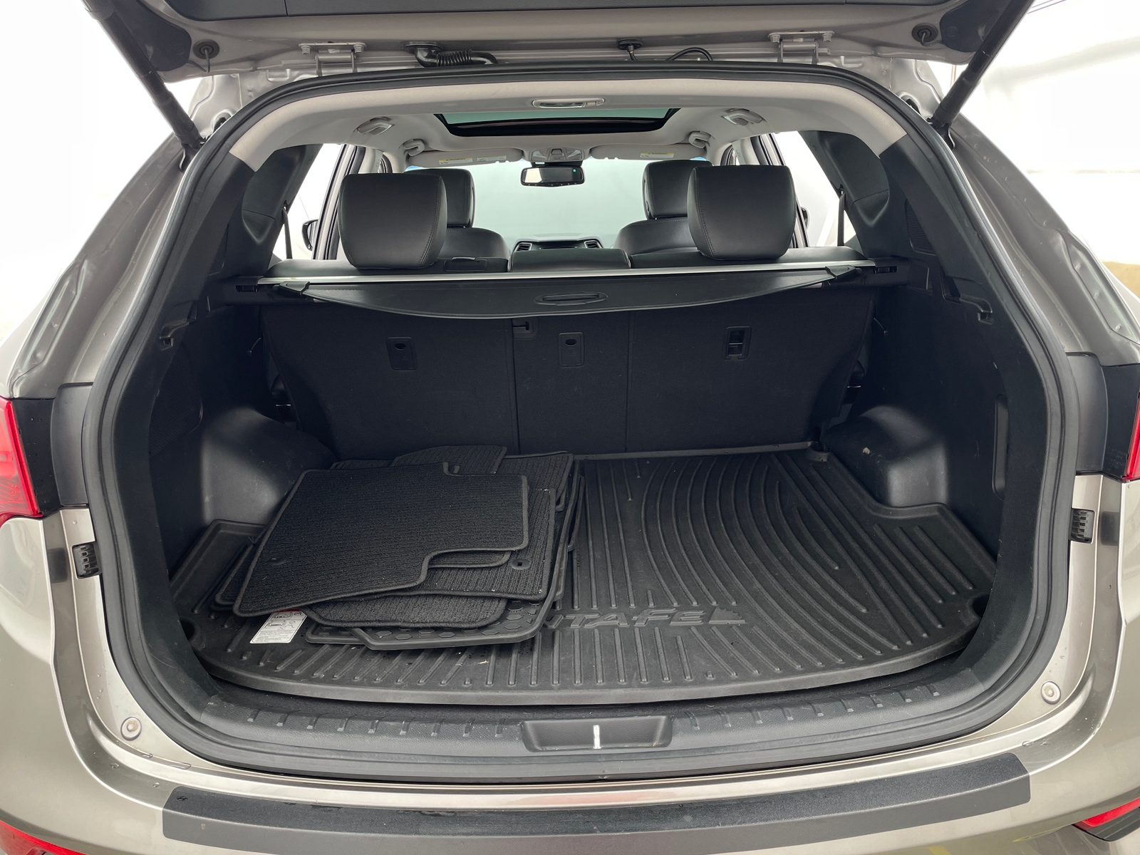 Thumbnail: 2018 Hyundai Santa Fe - 6