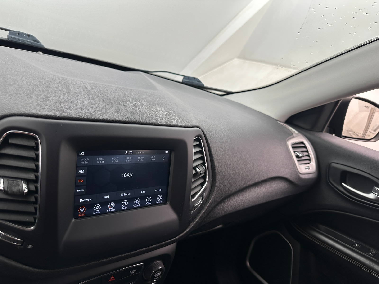 Thumbnail: 2021 Jeep Compass - 4