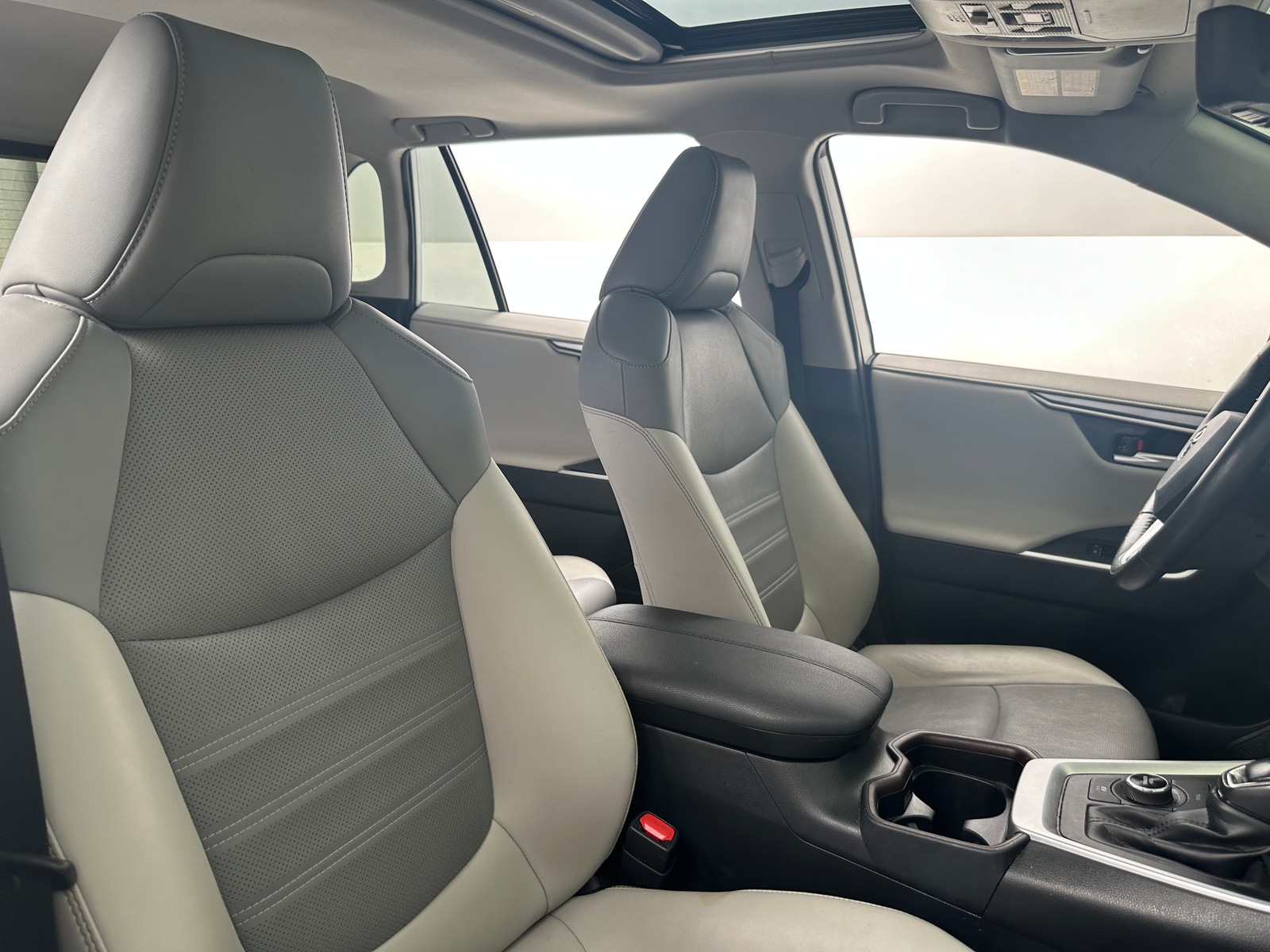 Thumbnail: 2020 Toyota RAV4 - 2