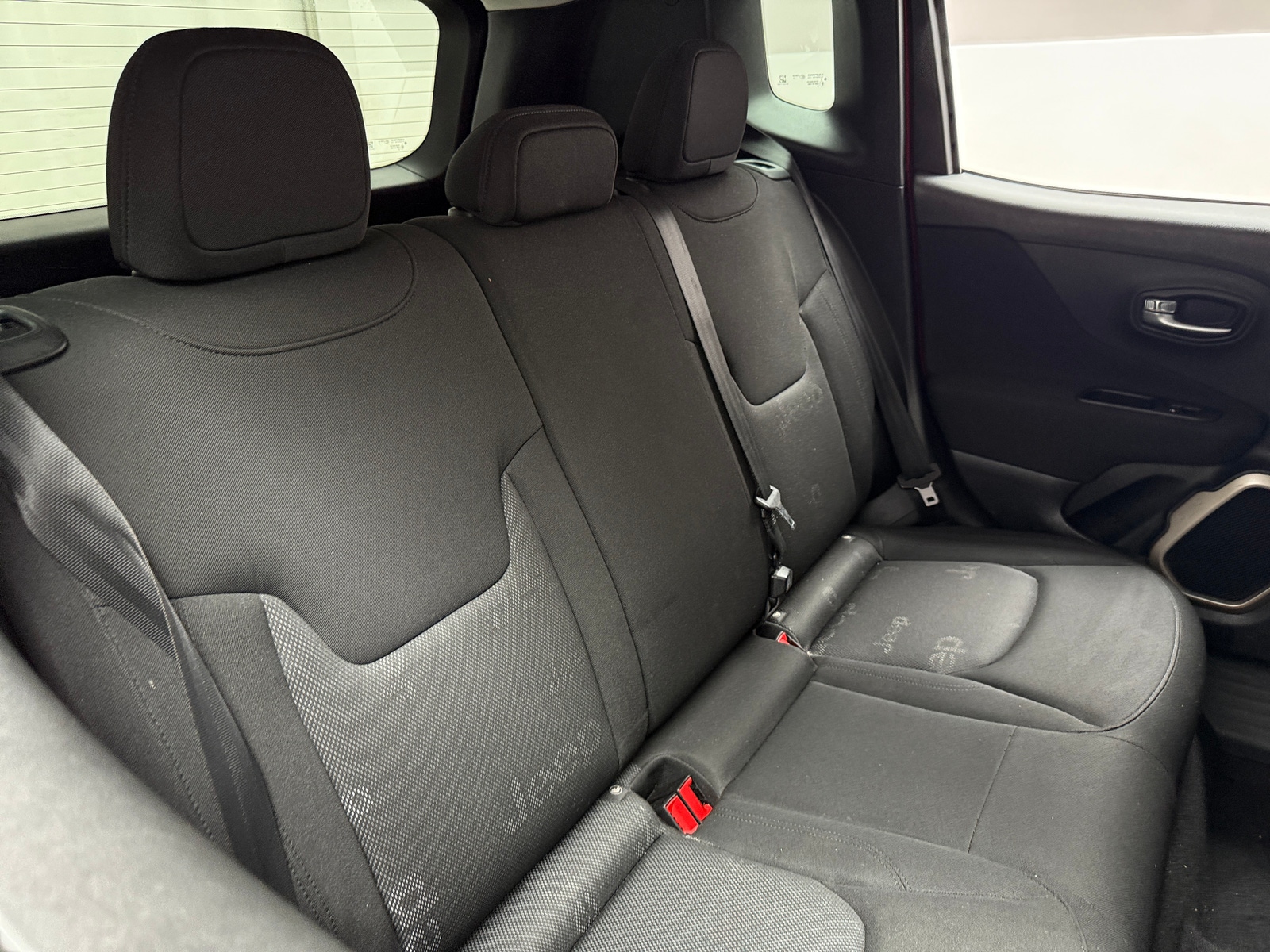 Thumbnail: 2015 Jeep Renegade - 6