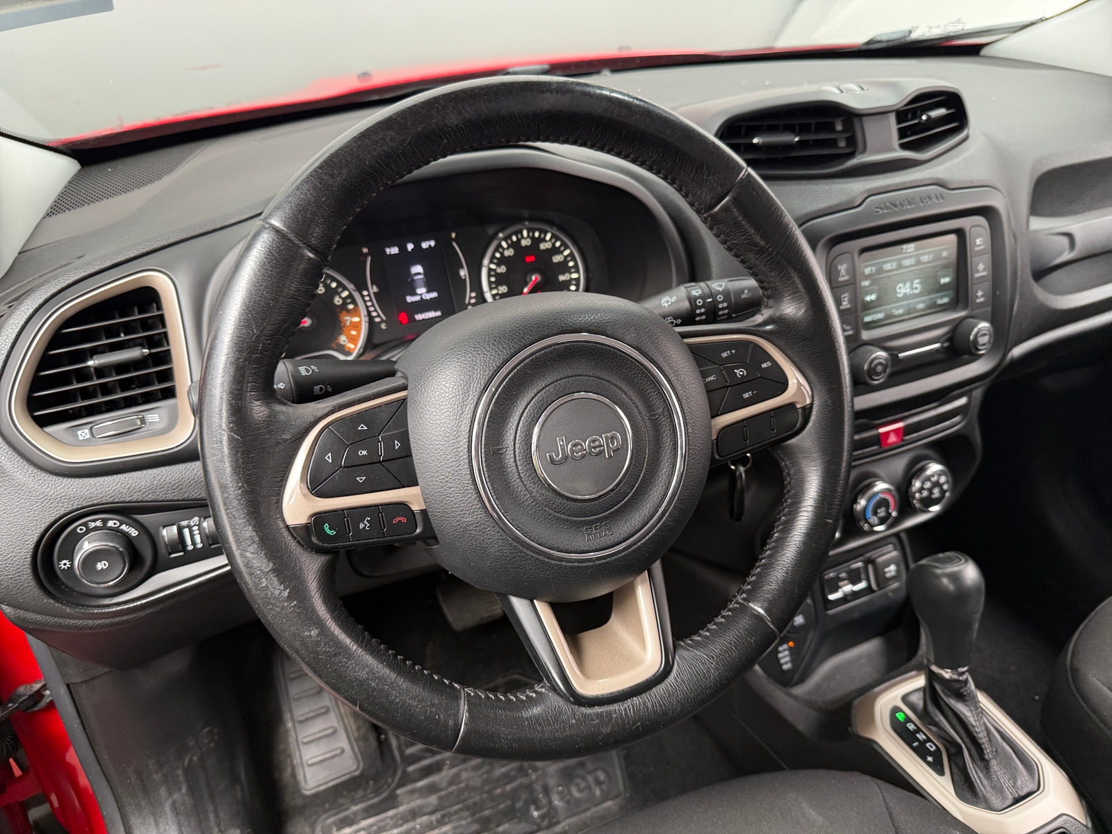 Thumbnail: 2015 Jeep Renegade - 5