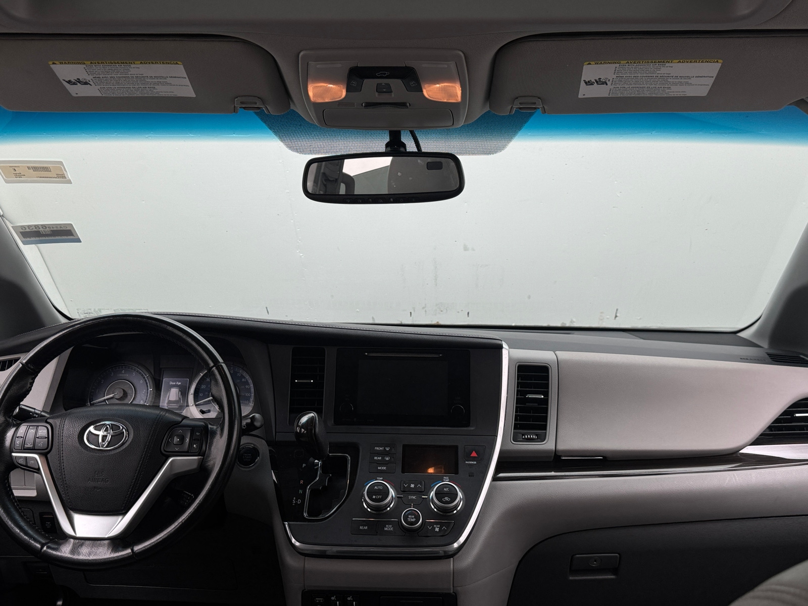 Thumbnail: 2016 Toyota Sienna - 2