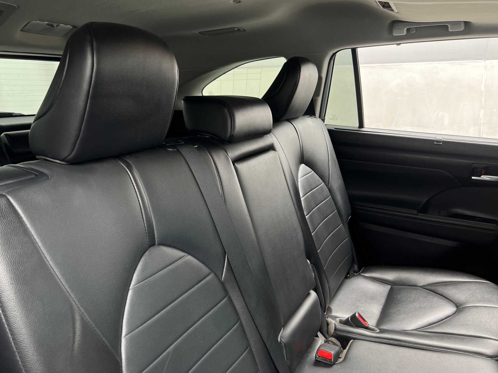 Thumbnail: 2021 Toyota Highlander - 5