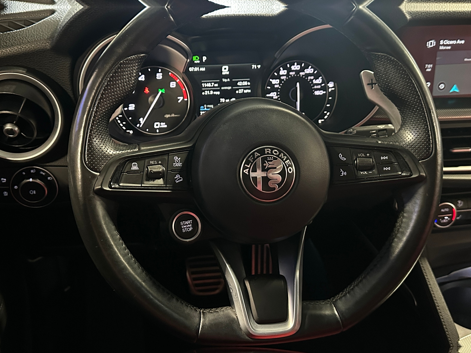 Thumbnail: 2022 Alfa Romeo Stelvio - 4