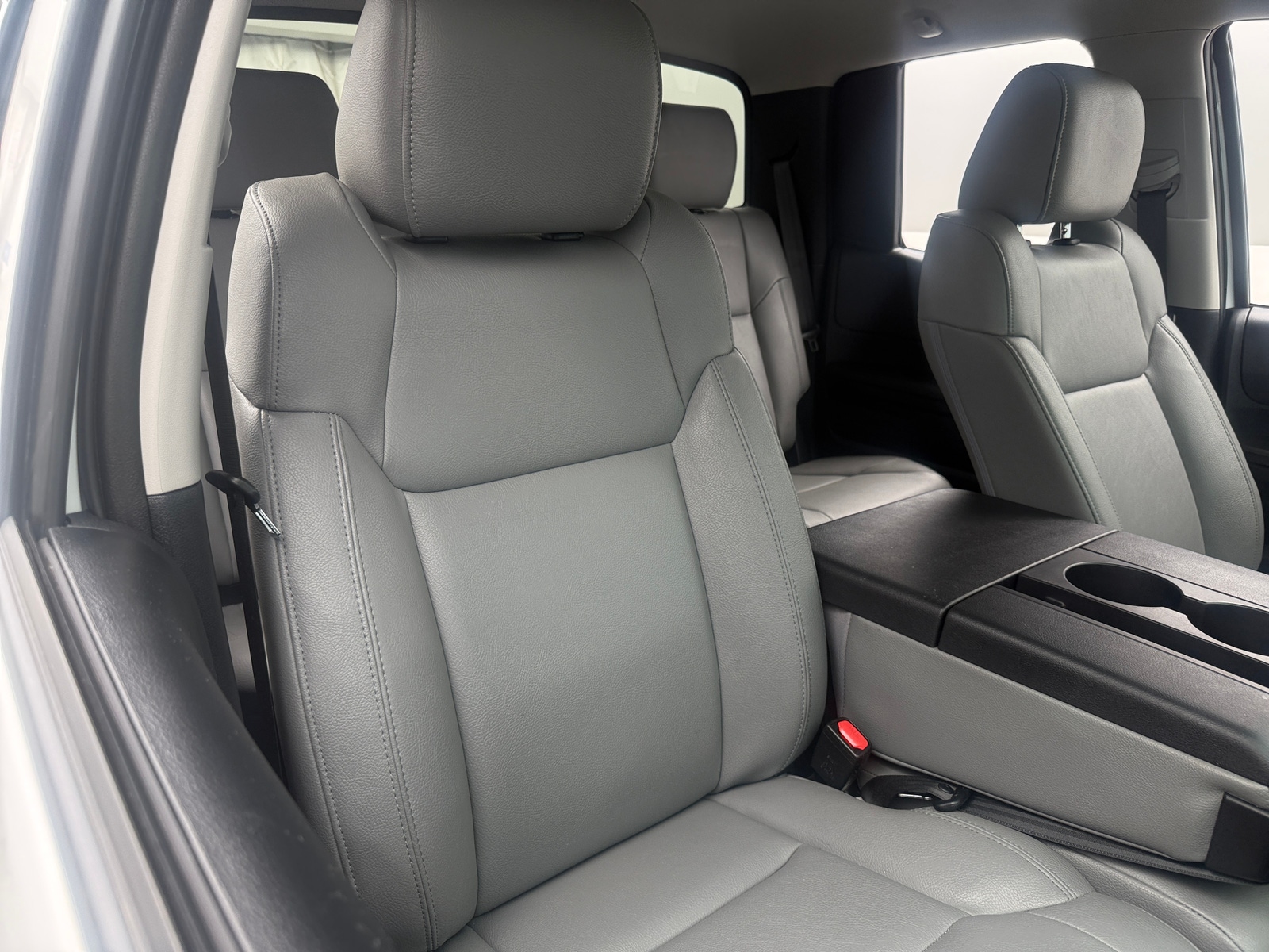 Thumbnail: 2019 Toyota Tundra - 2