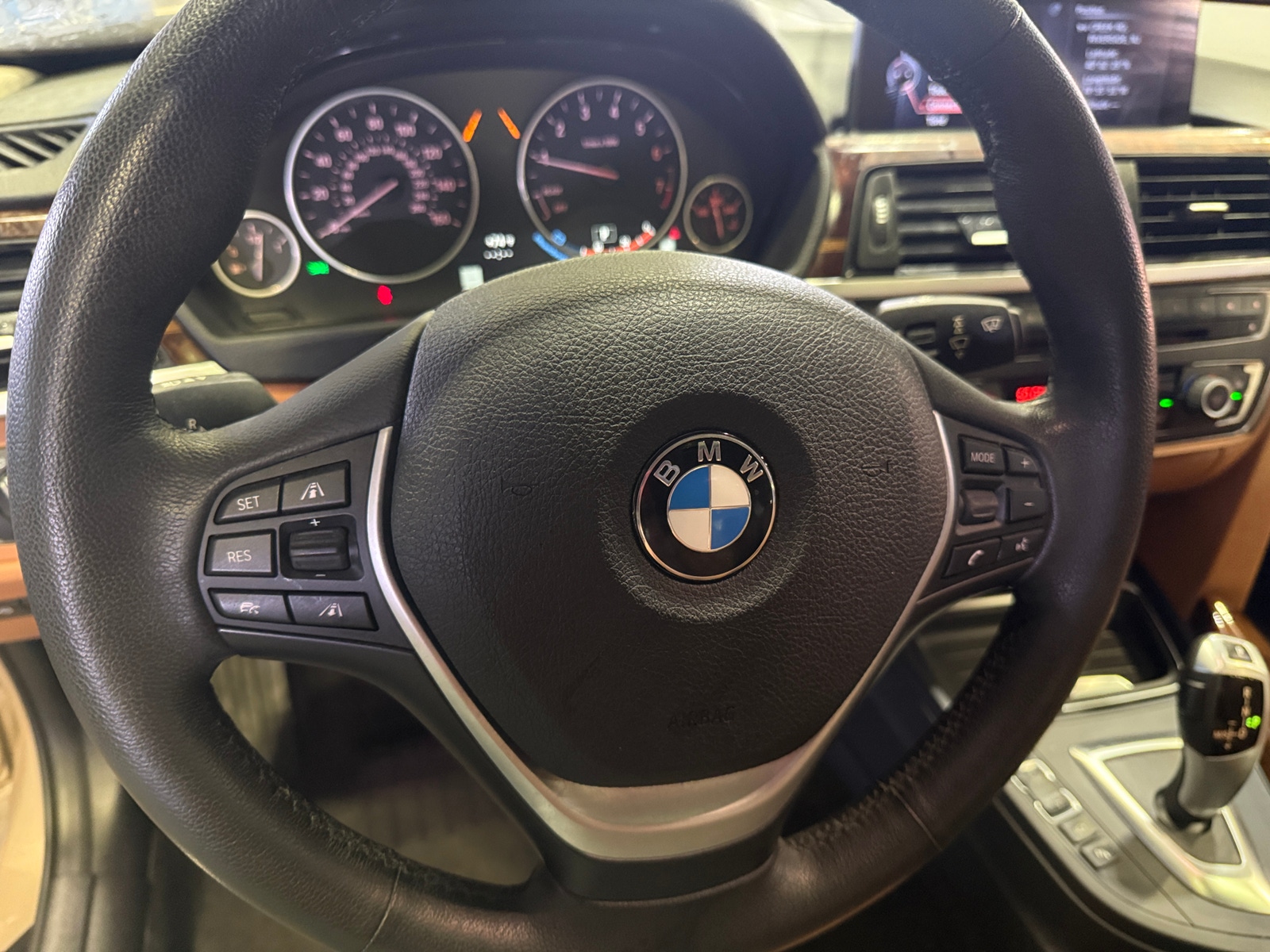 Thumbnail: 2014 BMW 3 Series - 4