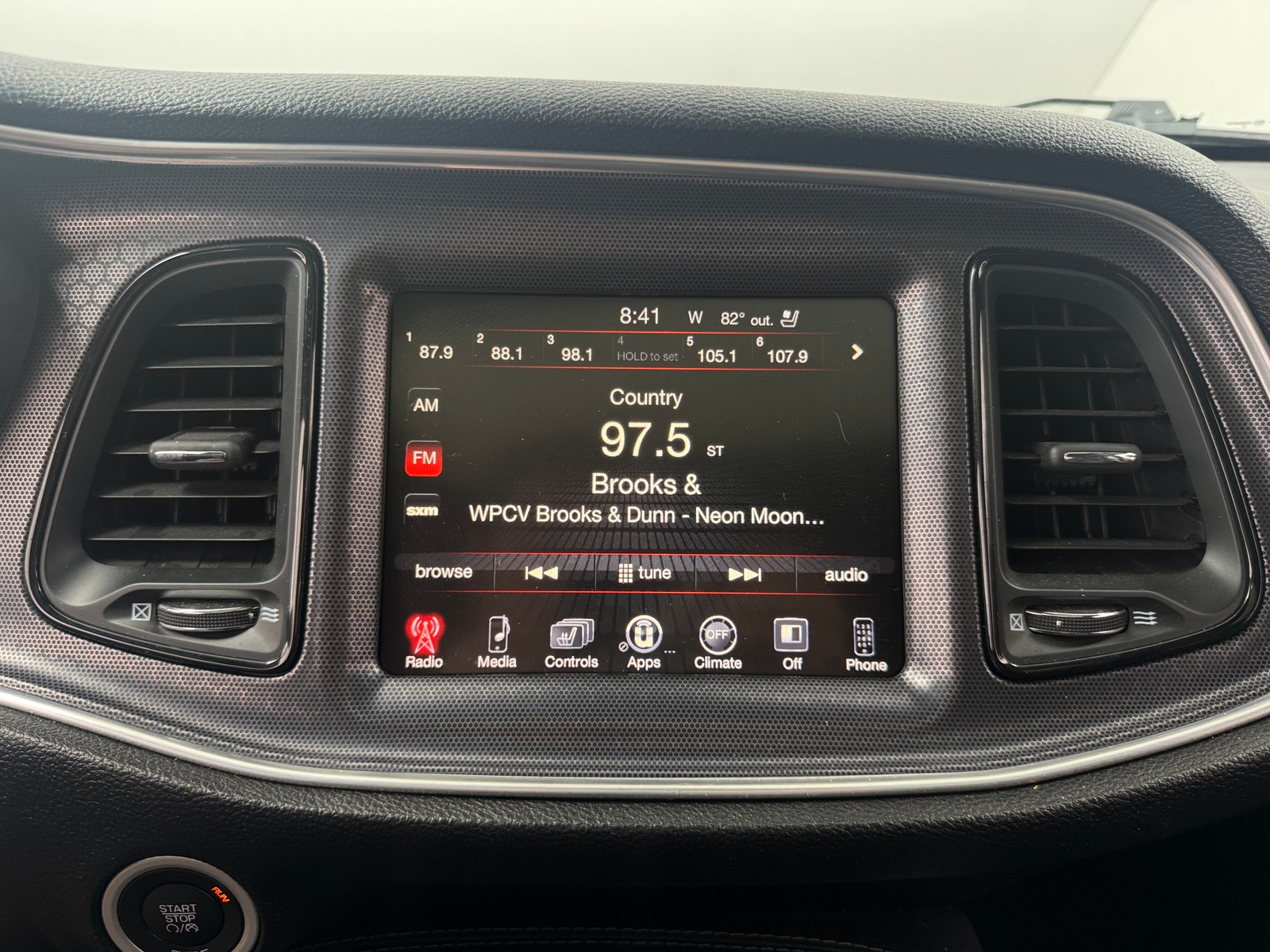 Thumbnail: 2015 Dodge Challenger - 2