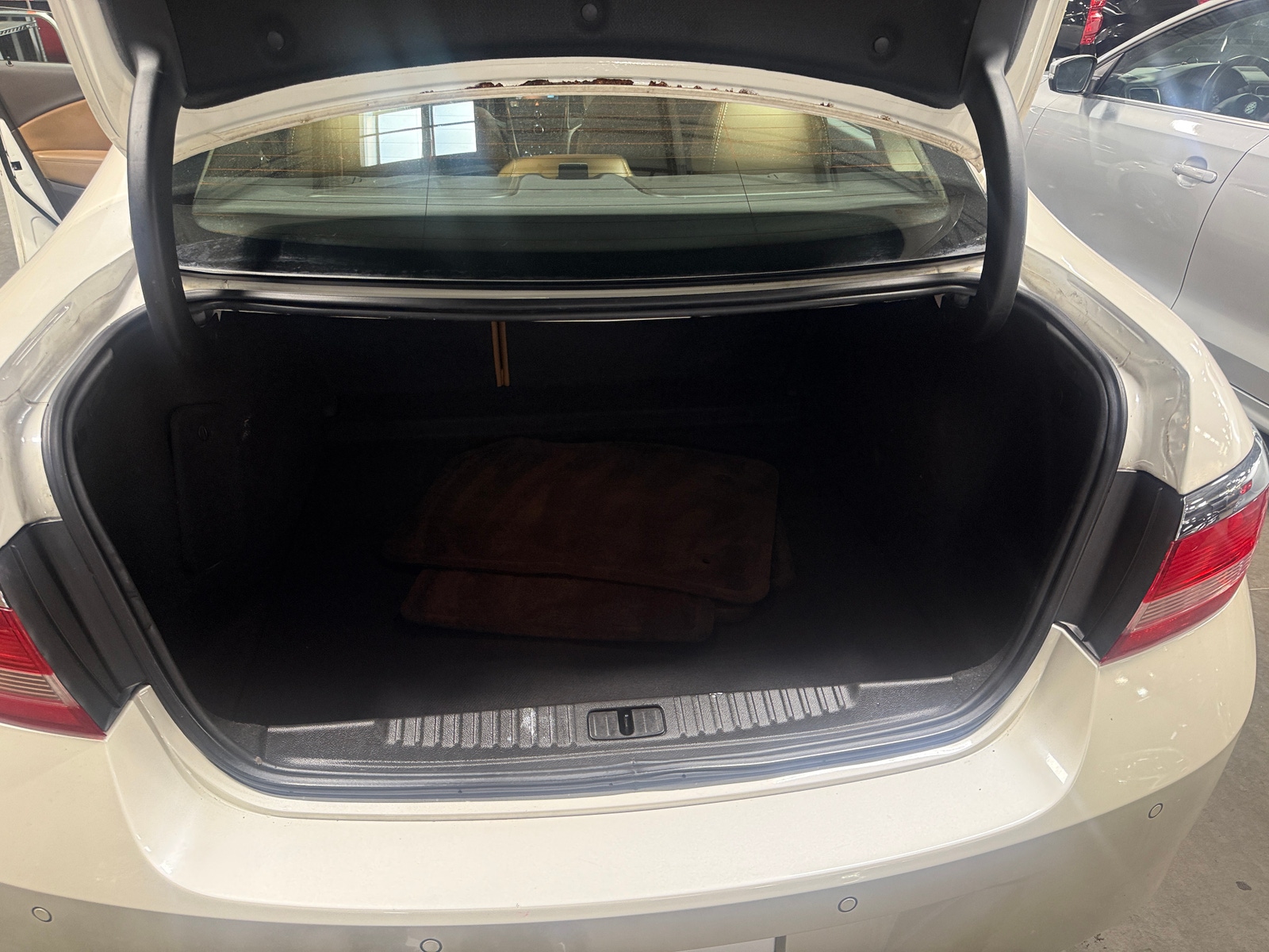 Thumbnail: 2013 Buick Verano - 6