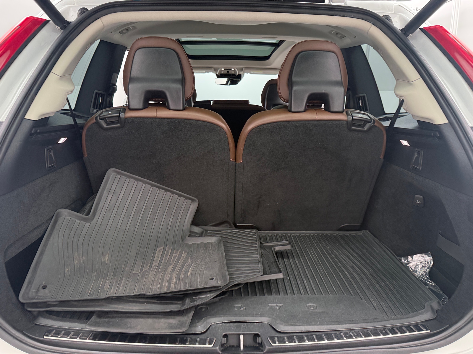 Thumbnail: 2020 Volvo XC90 - 6