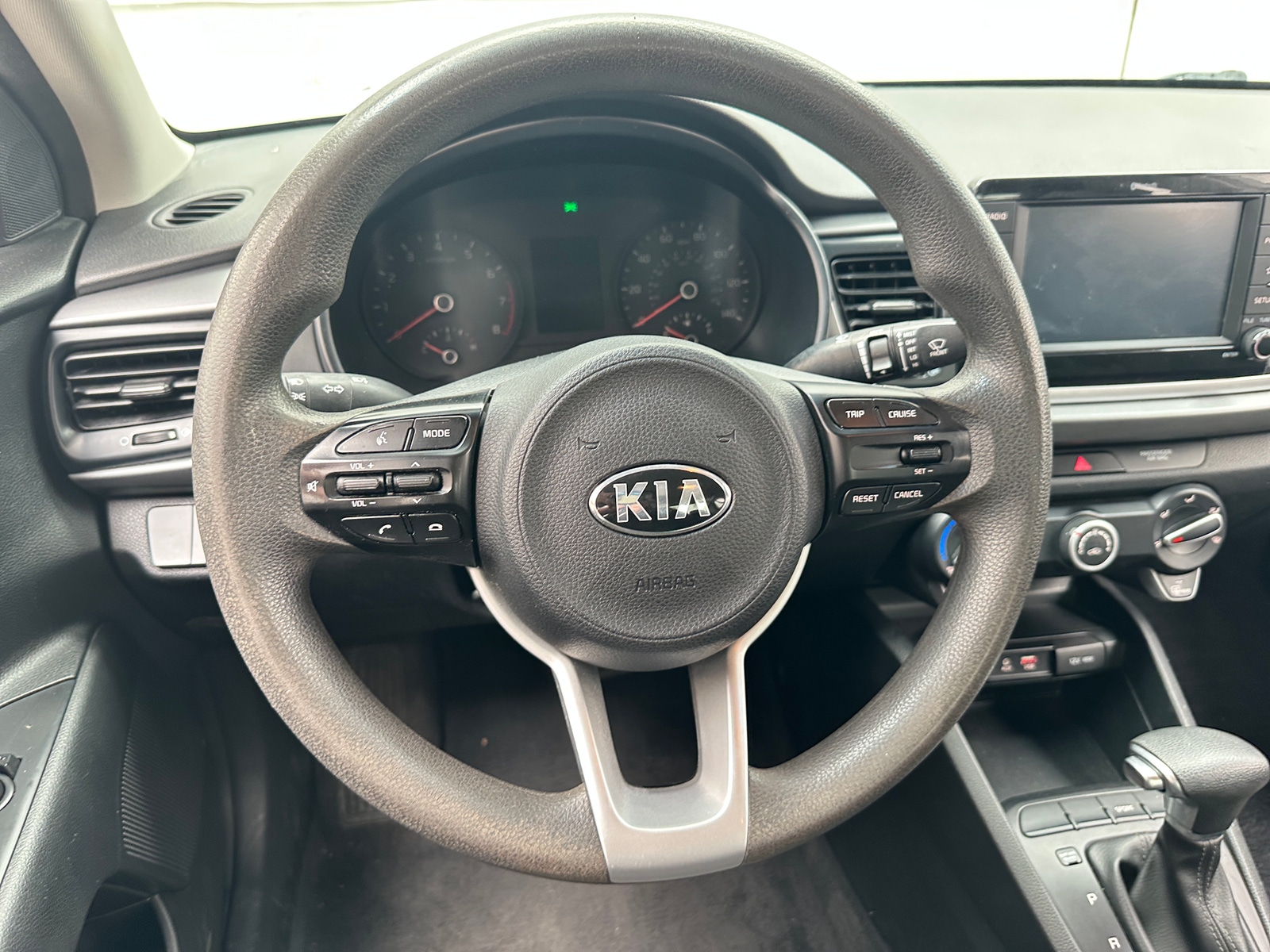 Thumbnail: 2019 Kia Rio - 5