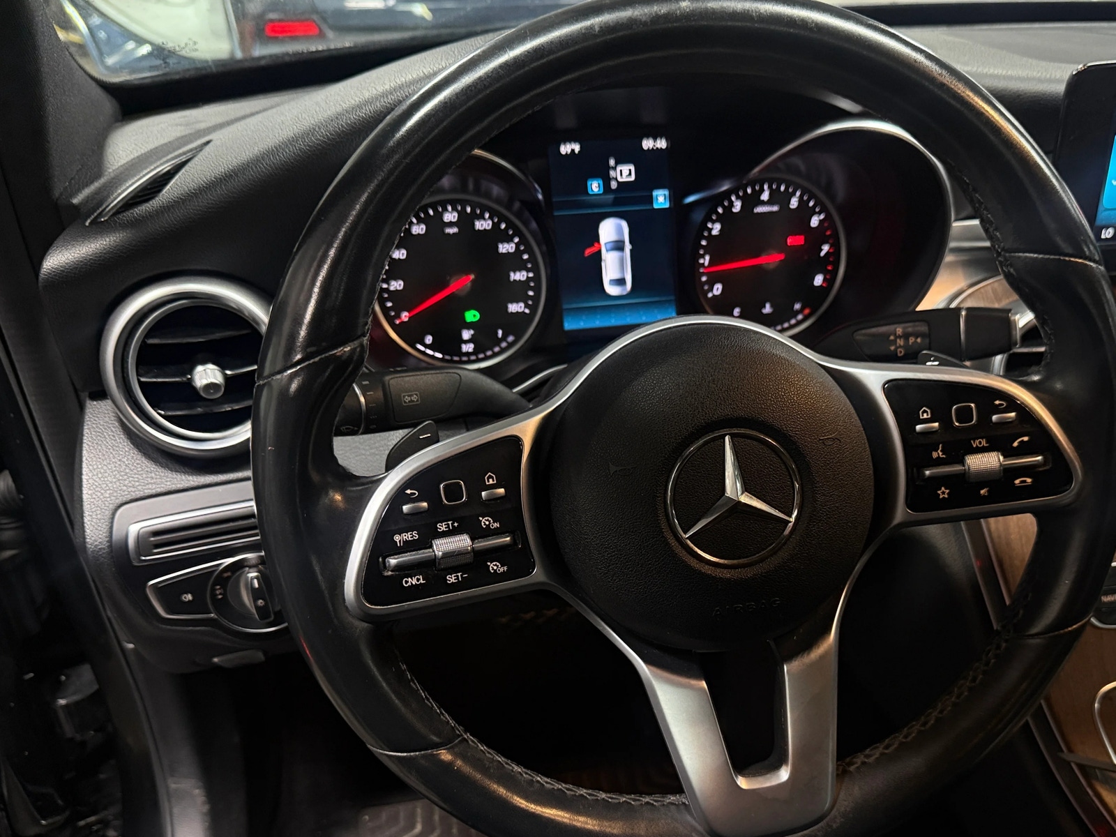 Thumbnail: 2019 Mercedes-Benz C-Class - 4